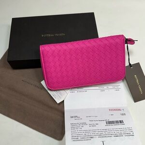 Almost new with tag Bottega Veneta Wallet